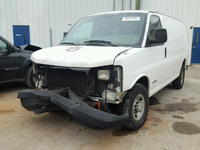 1GCGG25V961162710 - 2006 CHEVROLET EXPRESS G2 WHITE photo 2