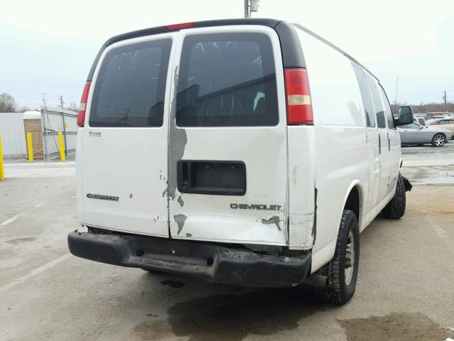 1GCGG25V961162710 - 2006 CHEVROLET EXPRESS G2 WHITE photo 4