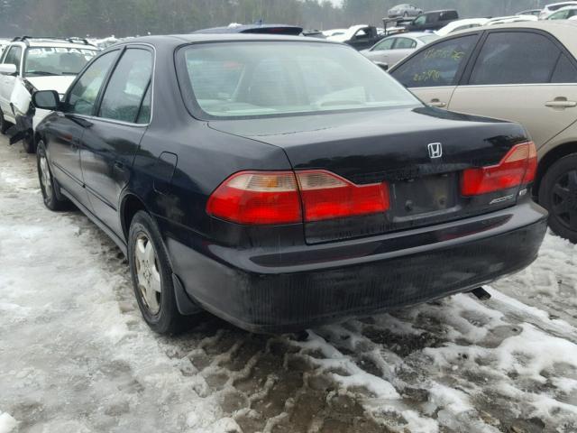 1HGCG1655XA033339 - 1999 HONDA ACCORD EX BLACK photo 3