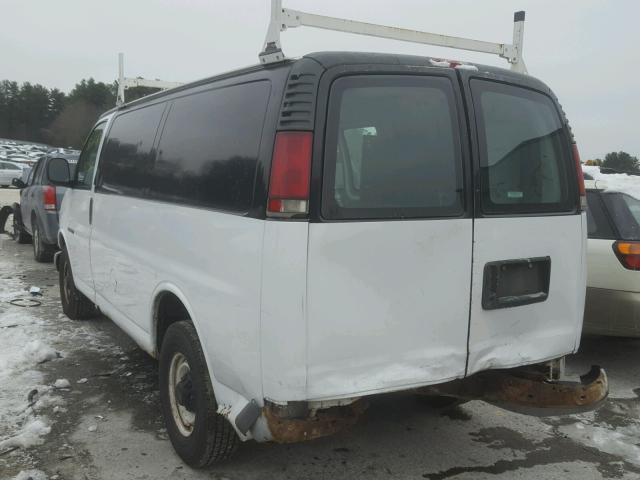 1GTGG25W9Y1137916 - 2000 GMC SAVANA G25 WHITE photo 3