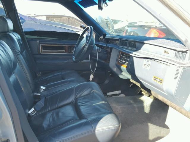 1G6CD53B8N4261763 - 1992 CADILLAC DEVILLE BLUE photo 5