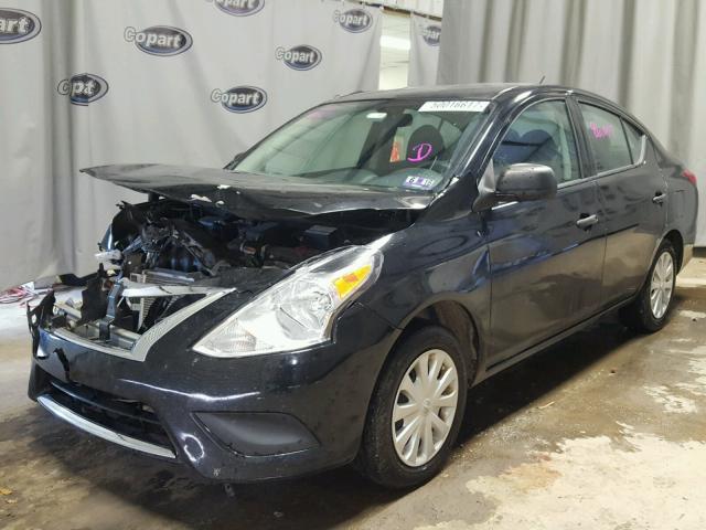 3N1CN7AP2FL812093 - 2015 NISSAN VERSA S BLACK photo 2