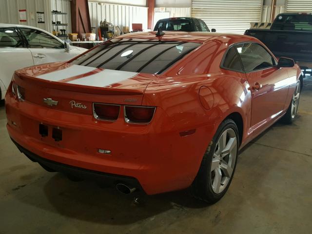 2G1FT1EW4A9221993 - 2010 CHEVROLET CAMARO SS Naranja foto 4