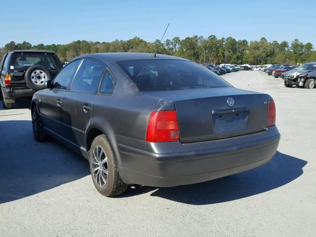 WVWPD63B1XE454287 - 1999 VOLKSWAGEN PASSAT GLX 灰色 照片 3
