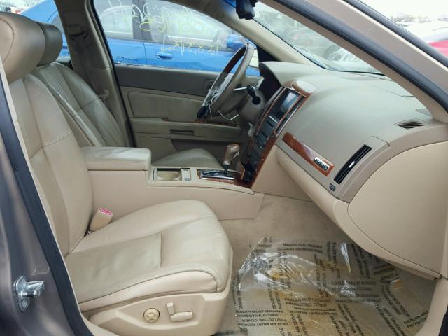 1G6DW677260219432 - 2006 CADILLAC STS BROWN photo 5