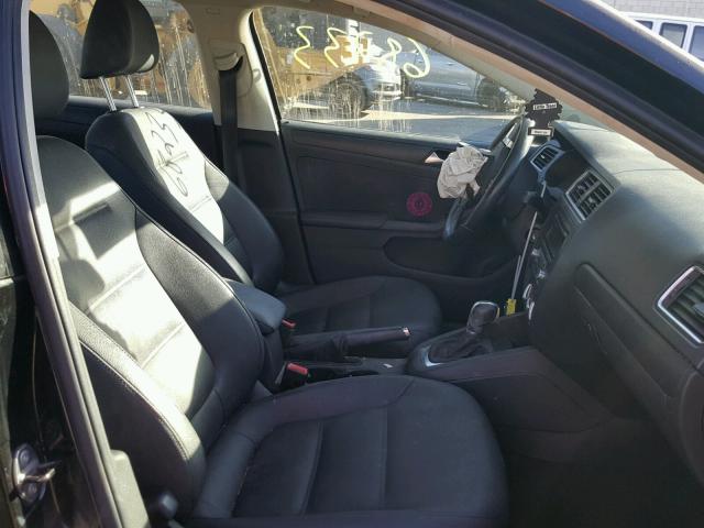 3VWDX7AJ3CM314415 - 2012 VOLKSWAGEN JETTA SE 黑色 照片 5