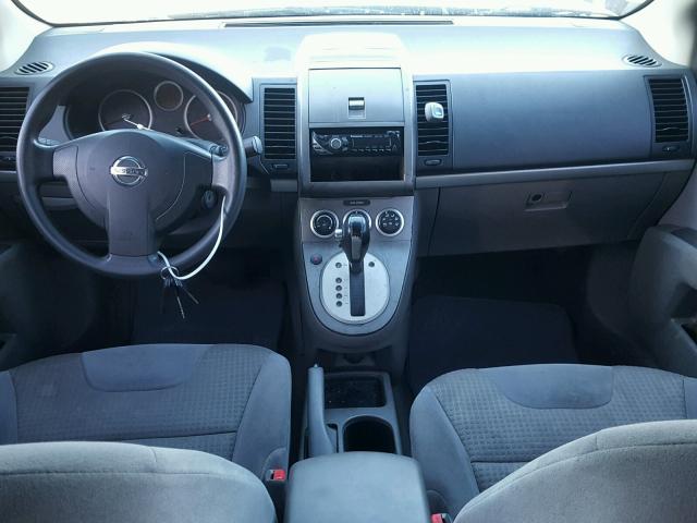 3N1AB61E38L618605 - 2008 NISSAN SENTRA 2.0 SILVER photo 9