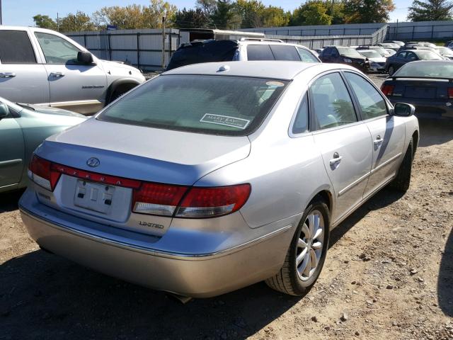 KMHFC46F48A293178 - 2008 HYUNDAI AZERA SE SILVER photo 4