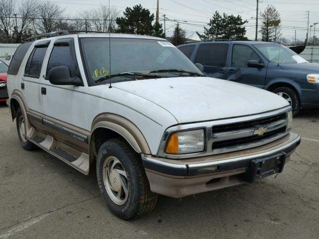 1GNDT13W8T2233655 - 1996 CHEVROLET BLAZER WHITE photo 1