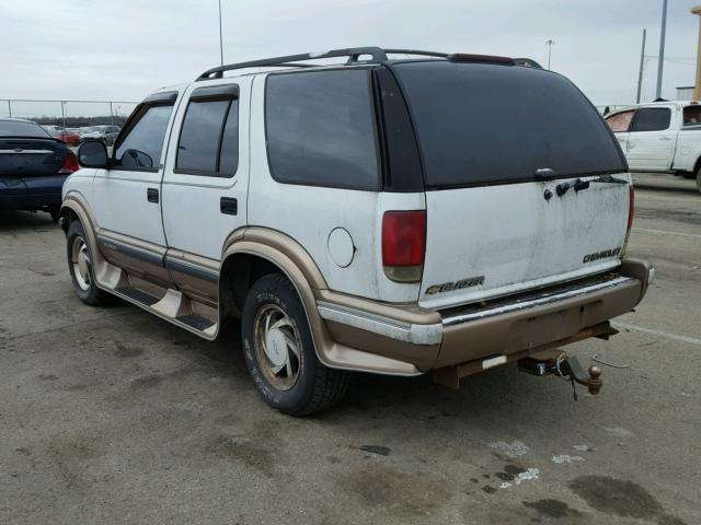 1GNDT13W8T2233655 - 1996 CHEVROLET BLAZER WHITE photo 3