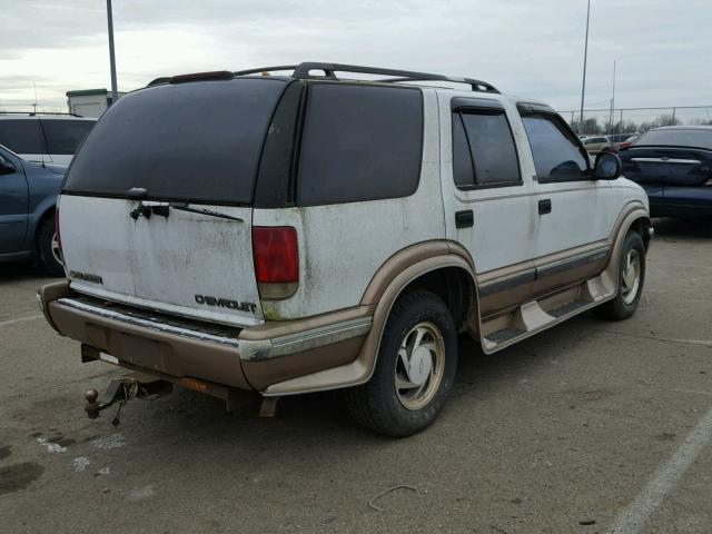 1GNDT13W8T2233655 - 1996 CHEVROLET BLAZER WHITE photo 4