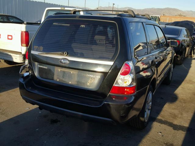 JF1SG63638H725294 - 2008 SUBARU FORESTER 2 BLACK photo 4