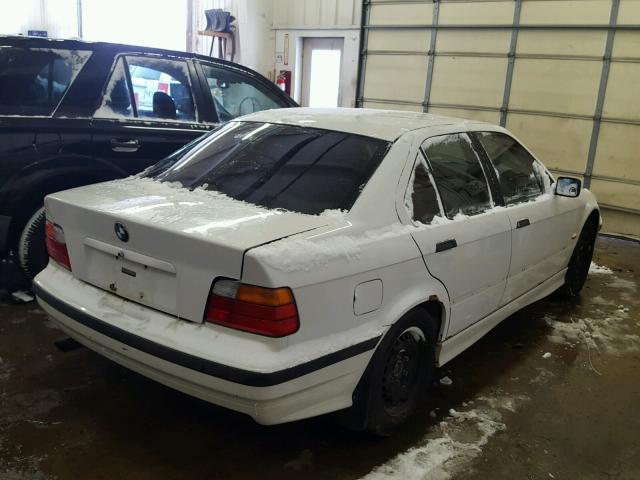 WBACC9322VEE58607 - 1997 BMW 318 I WHITE photo 4