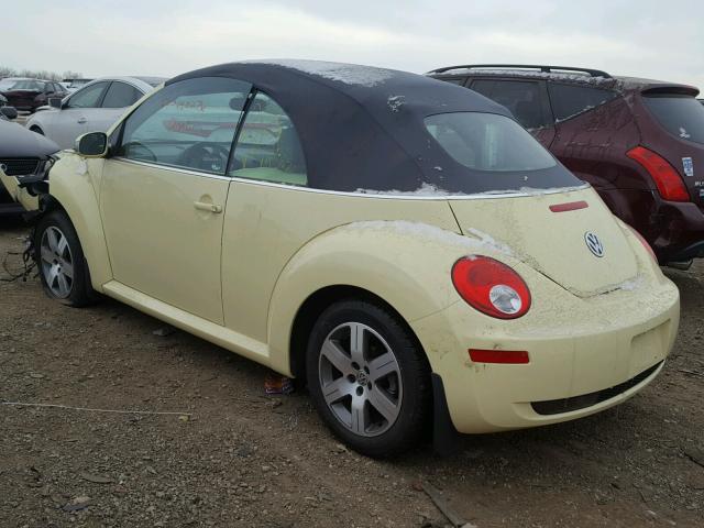 3VWRF31Y46M331436 - 2006 VOLKSWAGEN NEW BEETLE YELLOW photo 3