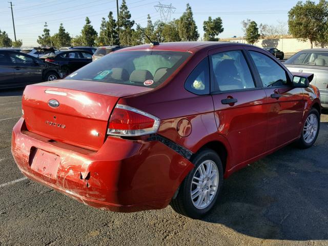 1FAHP35N39W261157 - 2009 FORD FOCUS SE RED photo 4