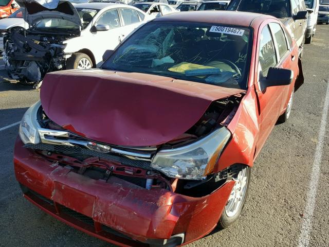 1FAHP35N39W261157 - 2009 FORD FOCUS SE RED photo 9