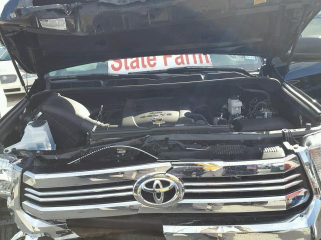 5TFRM5F13HX119933 - 2017 TOYOTA TUNDRA DOU BLACK photo 7