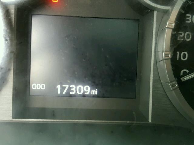 5TFRM5F13HX119933 - 2017 TOYOTA TUNDRA DOU BLACK photo 8