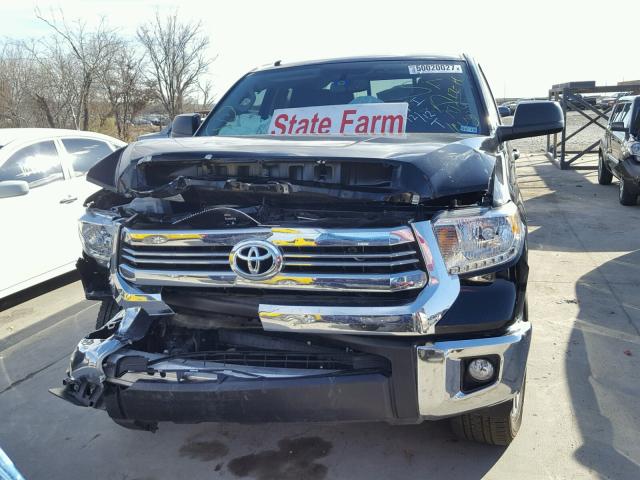 5TFRM5F13HX119933 - 2017 TOYOTA TUNDRA DOU BLACK photo 9
