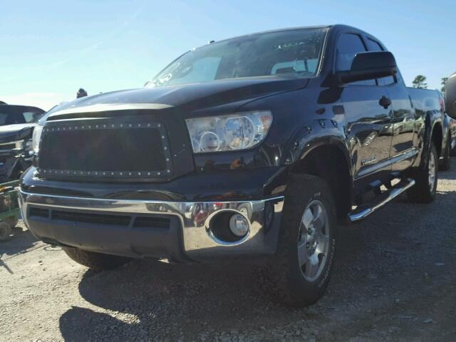 5TFRY5F15CX120269 - 2012 TOYOTA TUNDRA DOU BLACK photo 2