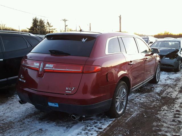 2LMHJ5AT6DBL50145 - 2013 LINCOLN MKT RED photo 4