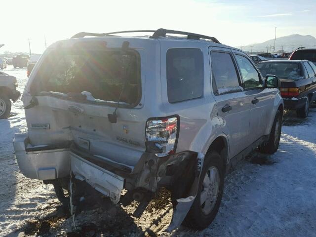 1FMCU0DG4CKC85329 - 2012 FORD ESCAPE XLT SILVER photo 4