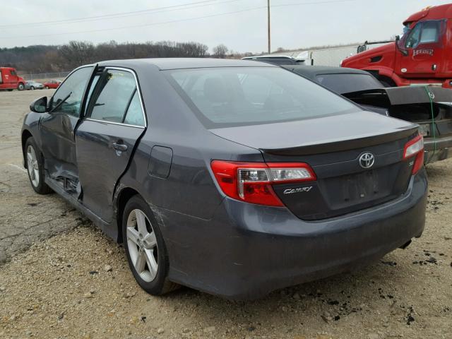 4T1BF1FK7CU101552 - 2012 TOYOTA CAMRY BASE GRAY photo 3