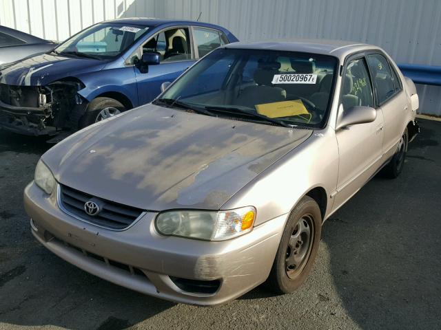 1NXBR12E01Z552343 - 2001 TOYOTA COROLLA CE GOLD photo 2