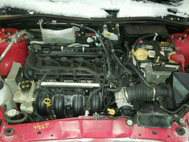 1FAHP35N98W221423 - 2008 FORD FOCUS SE RED photo 7