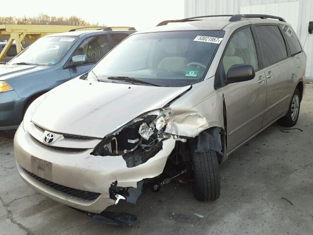 5TDZK23C28S121625 - 2008 TOYOTA SIENNA CE GOLD photo 2