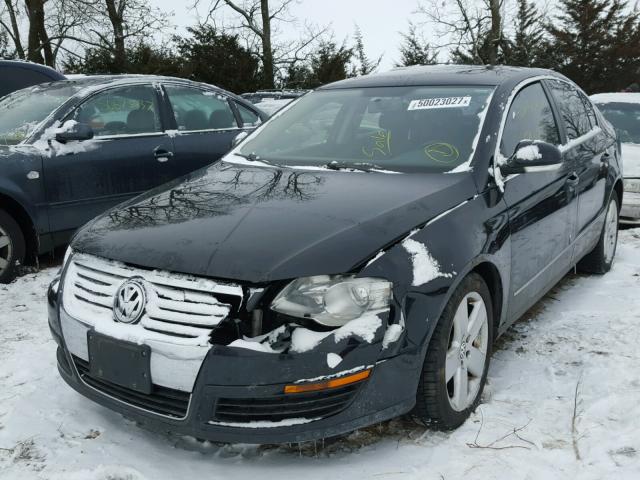 WVWAK73C58E084179 - 2008 VOLKSWAGEN PASSAT KOM BLACK photo 2