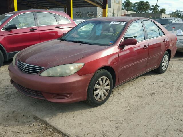 4T1BE32K25U407369 - 2005 TOYOTA CAMRY LE BURGUNDY photo 2