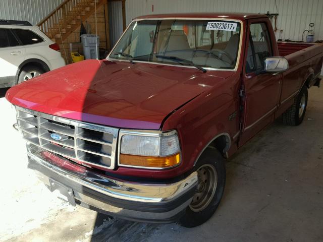 1FTEF15N8SLB82546 - 1995 FORD F150 RED photo 2
