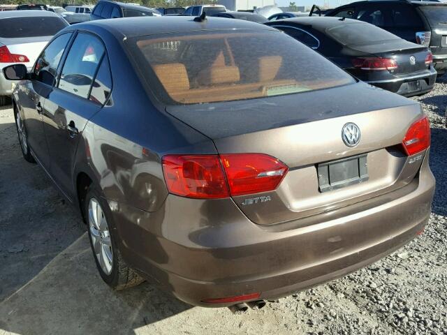 3VWDX7AJ2BM329907 - 2011 VOLKSWAGEN JETTA SE BROWN photo 3