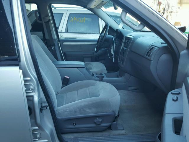 1FMZU63K84UC36885 - 2004 FORD EXPLORER X GRAY photo 5