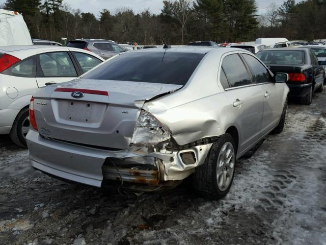 3FAHP0HA0BR339913 - 2011 FORD FUSION SE SILVER photo 4