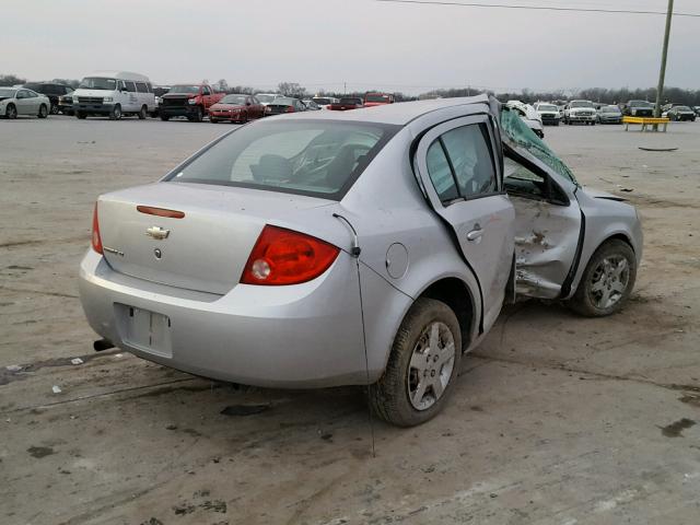 1G1AL58F387310785 - 2008 CHEVROLET COBALT LT SILVER photo 4