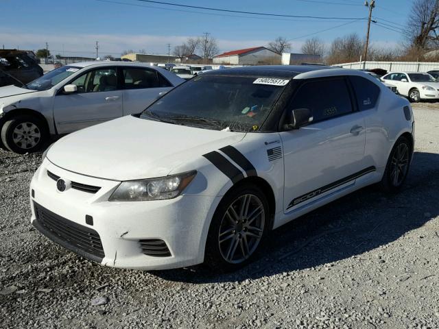 JTKJF5C72C3042920 - 2012 SCION TC WHITE photo 2