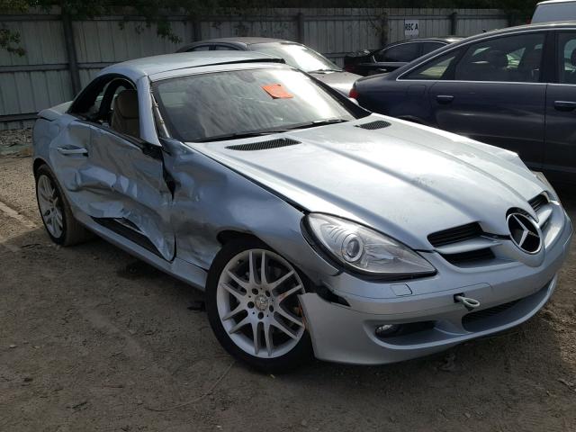 WDBWK54F07F154424 - 2007 MERCEDES-BENZ SLK 280 BLUE photo 1