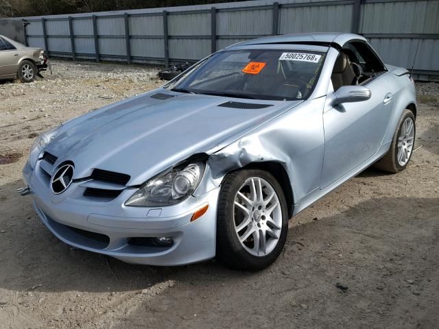 WDBWK54F07F154424 - 2007 MERCEDES-BENZ SLK 280 BLUE photo 2