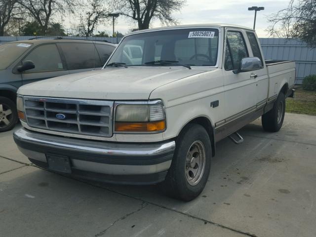 1FTEX15H1PKA73690 - 1993 FORD F150 WHITE photo 2