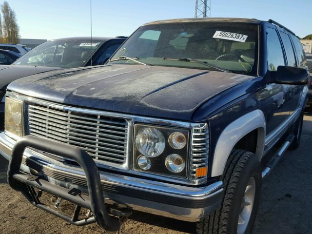 1GKGK26J8VJ724108 - 1997 GMC SUBURBAN K BLUE photo 2