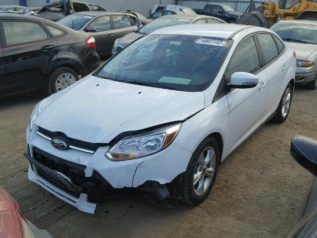 1FADP3F27EL186736 - 2014 FORD FOCUS SE WHITE photo 2