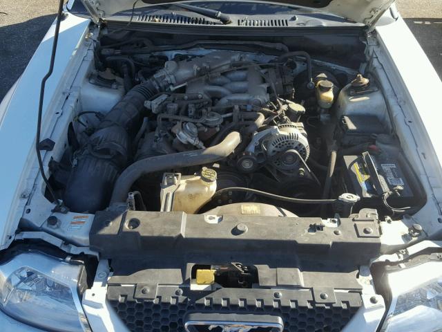 1FAFP4447YF125313 - 2000 FORD MUSTANG WHITE photo 7