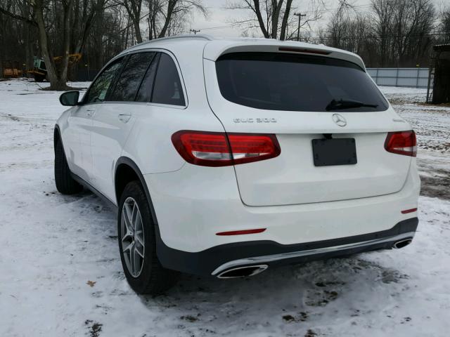 WDC0G4KB3GF069980 - 2016 MERCEDES-BENZ GLC 300 4M WHITE photo 3