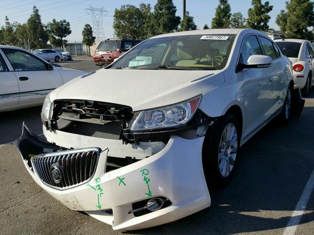 1G4GC5E33DF334074 - 2013 BUICK LACROSSE WHITE photo 2