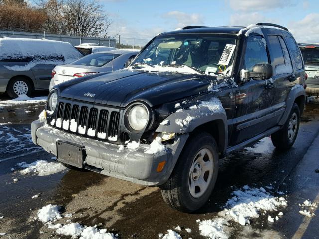 1J4GL48KX5W570301 - 2005 JEEP LIBERTY SP BLACK photo 2