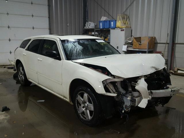 2D4GZ48V45H557740 - 2005 DODGE MAGNUM SXT WHITE photo 1