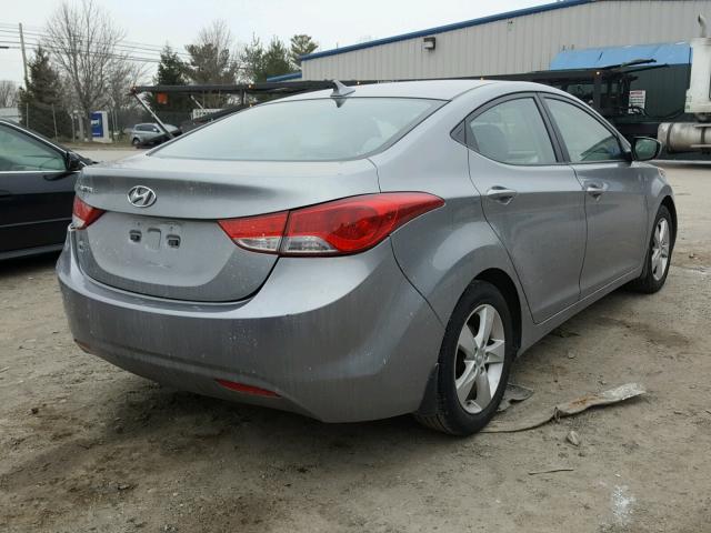 KMHDH4AE0DU938358 - 2013 HYUNDAI ELANTRA GL GRAY photo 4