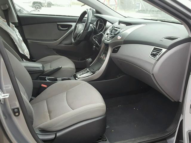 KMHDH4AE0DU938358 - 2013 HYUNDAI ELANTRA GL GRAY photo 5